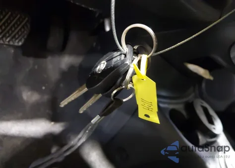 2015 Nissan Versa Note Sv из США, поврежденный, VIN 3N1CE2CP1FL384615